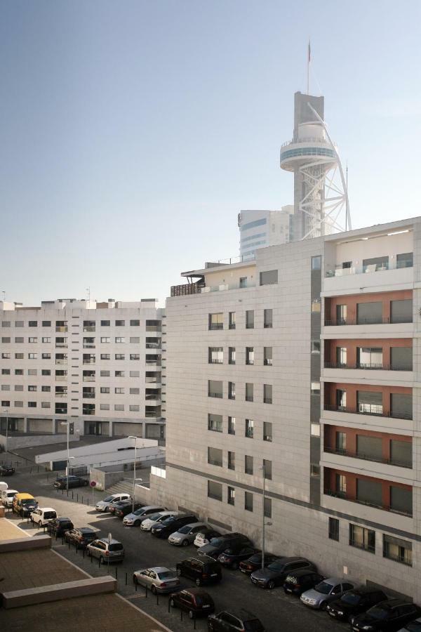 Parque Das Nacoes - Fil Pool Apartment Lisbon Luaran gambar