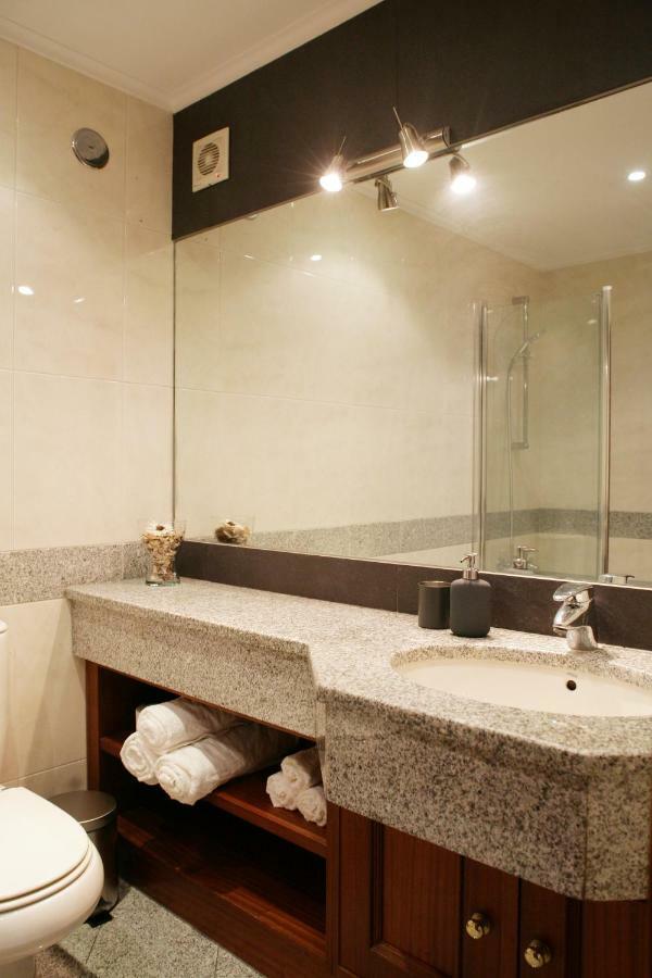 Parque Das Nacoes - Fil Pool Apartment Lisbon Luaran gambar
